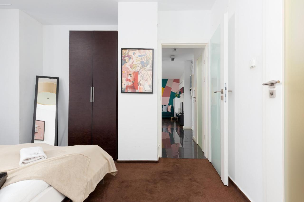 Residence On Wspolna Str. Apartment Warsaw By Renters Exterior foto